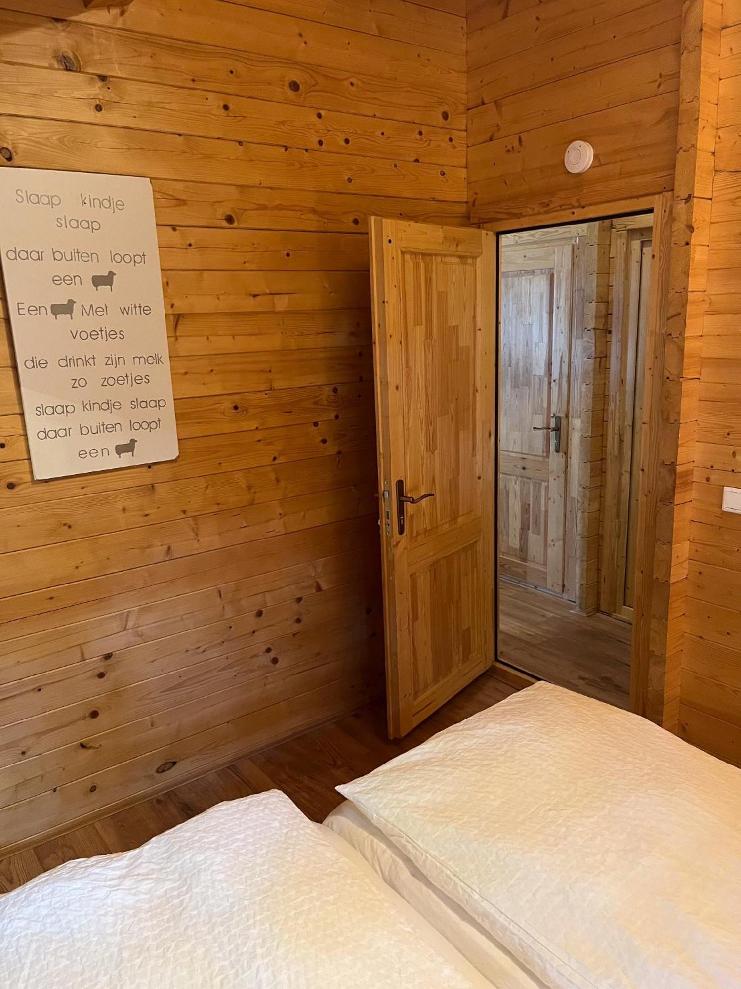 Luxe En Ruim Chalet Met Airco Bij Leekstermeer Matsloot Dış mekan fotoğraf