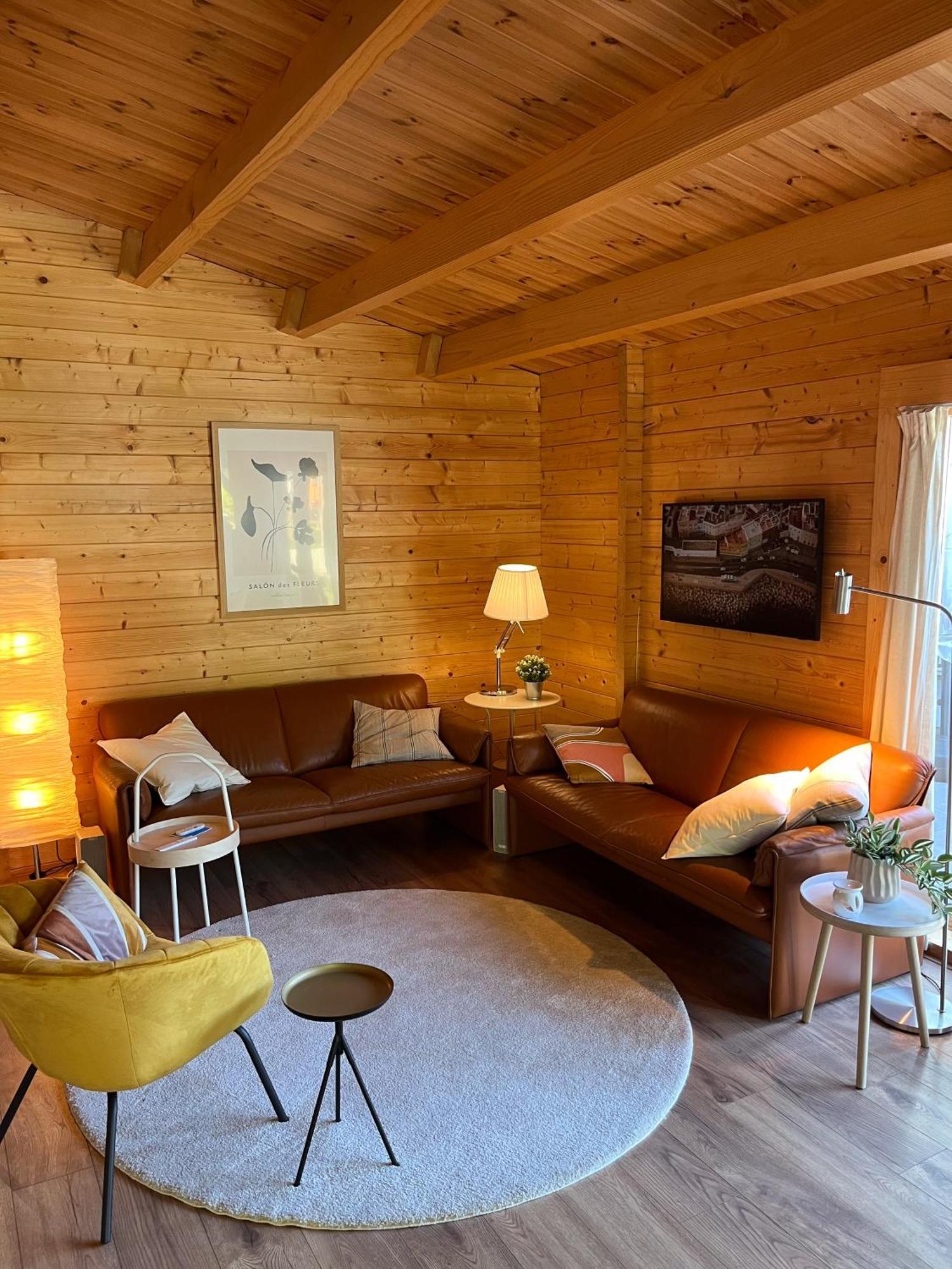 Luxe En Ruim Chalet Met Airco Bij Leekstermeer Matsloot Dış mekan fotoğraf